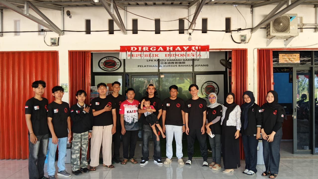LPK Kaizu Hamagi Gakkou Berangkatkan 10 Alumni ke Sektor Perhotelan di Jepang